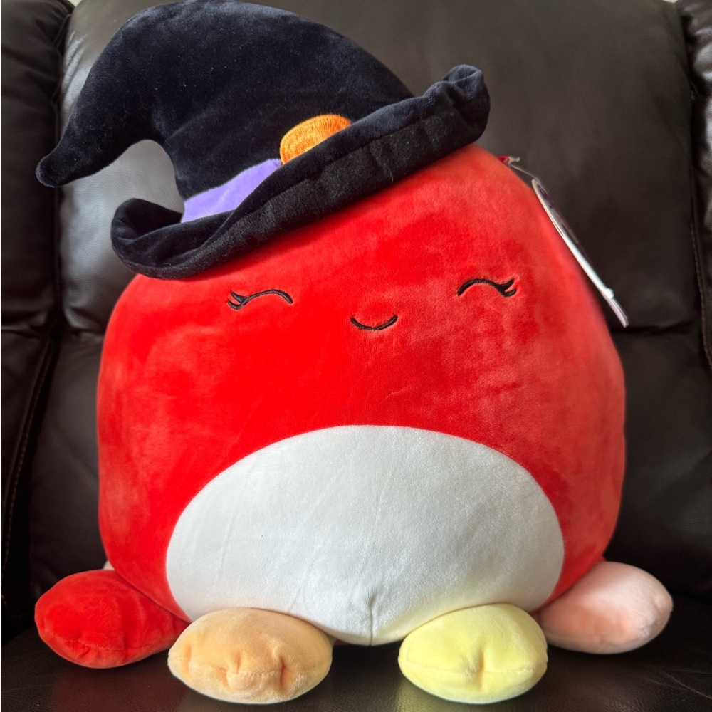 Detra Squishmallow